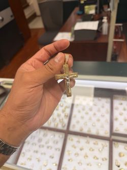 Jesús plate pendant 14k crystals 10.8gm