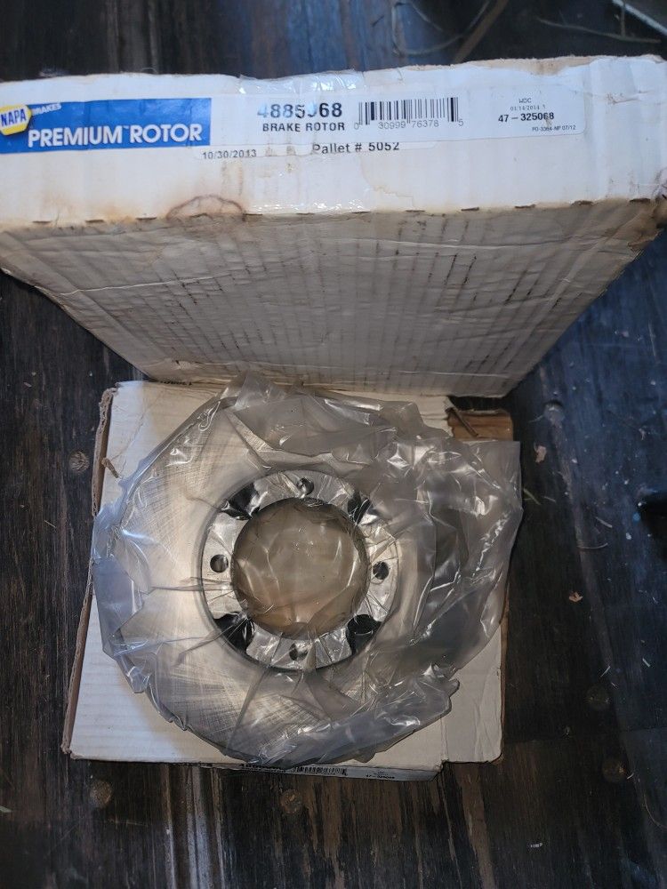 Pair Of NAPA Brake Rotors Hyundai/Mitsu 87-89