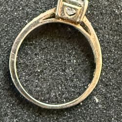 Sterling Ring With Beautiful CZ Stone 