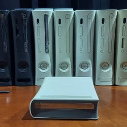 Xbox 360 Lot with HD DVD Drive and not pictured accessories