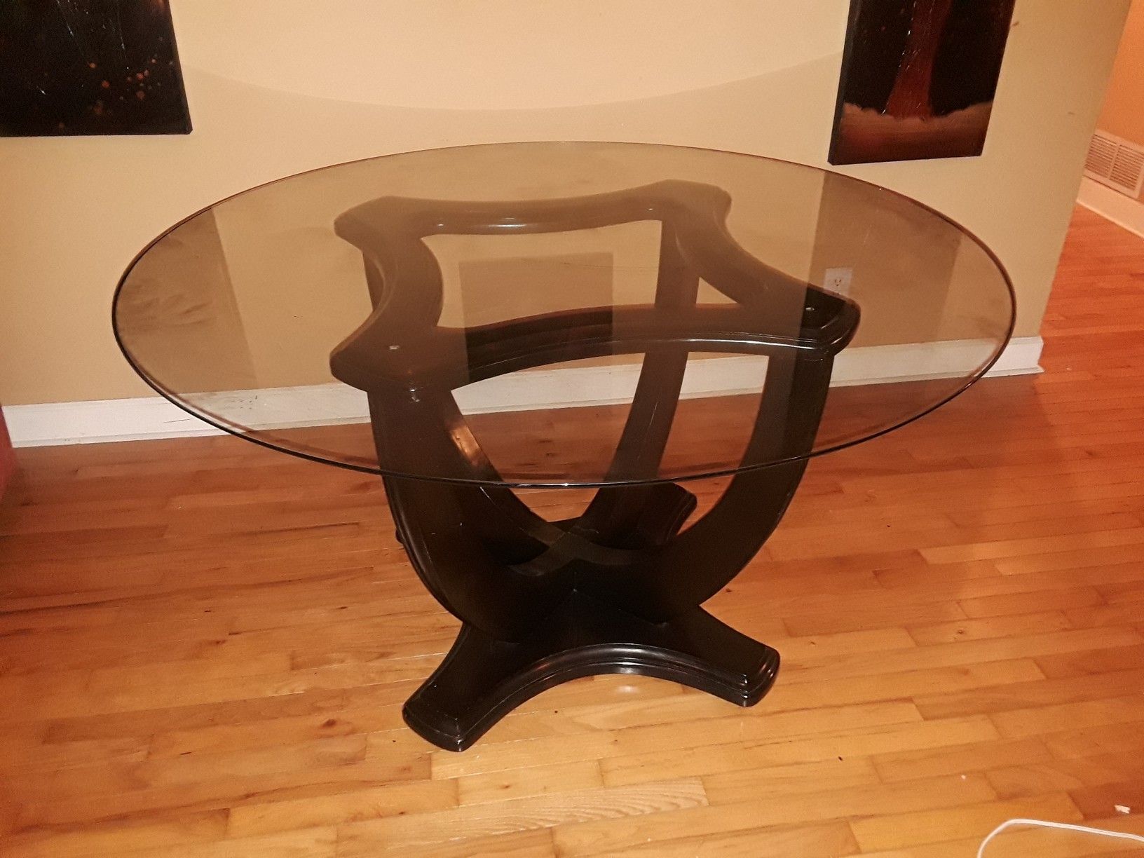 Beautiful Thanh Phu Phat Dining table(3 matching chairs)