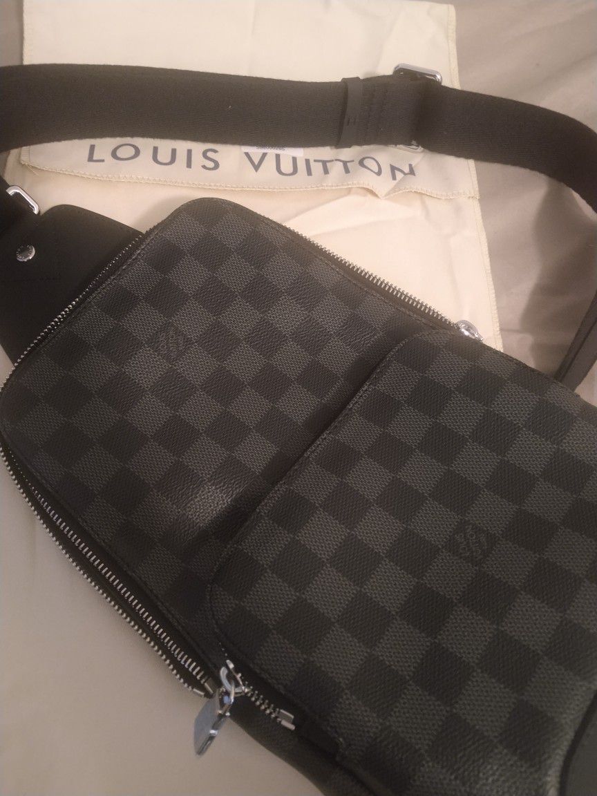 Authentic Louis Vuitton Ave Sling Bag