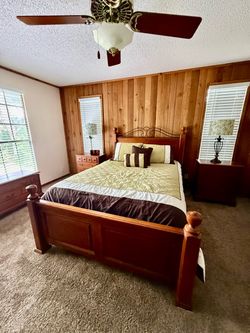 Queen bedroom set
