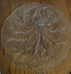 Vintage Indiana Glass 10” Relish Plate Divided Pebble Leaf set of 6