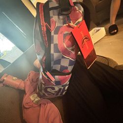 RUGRATS SUSIE CRAYON SHARK DLXSV BACKPACK NICKELODEON SPRAYGROUND