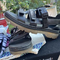 Doc Martin Sandals