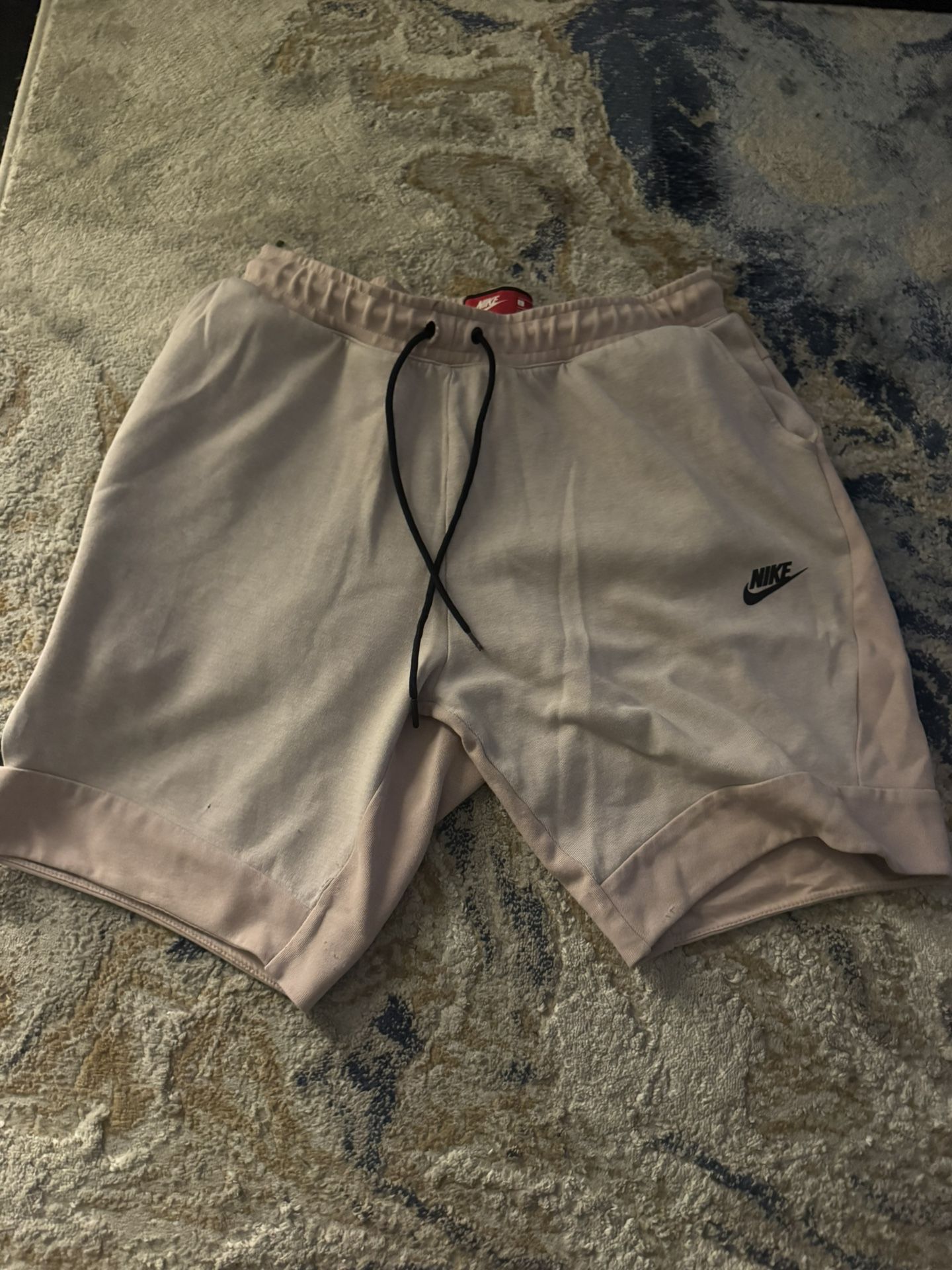 Nike Tech Shorts ‘Rose’ Size Large