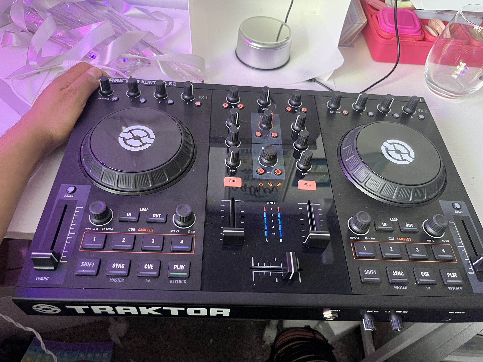 Traktor Kontrol S2