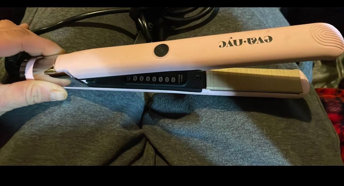 Hair Straightened And Curling Iron Brand New