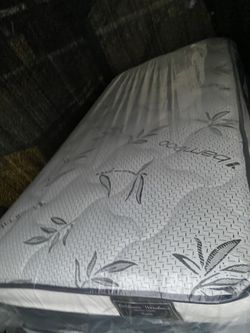 Full Pillow Top Mattress Brand New Delivery Available $180