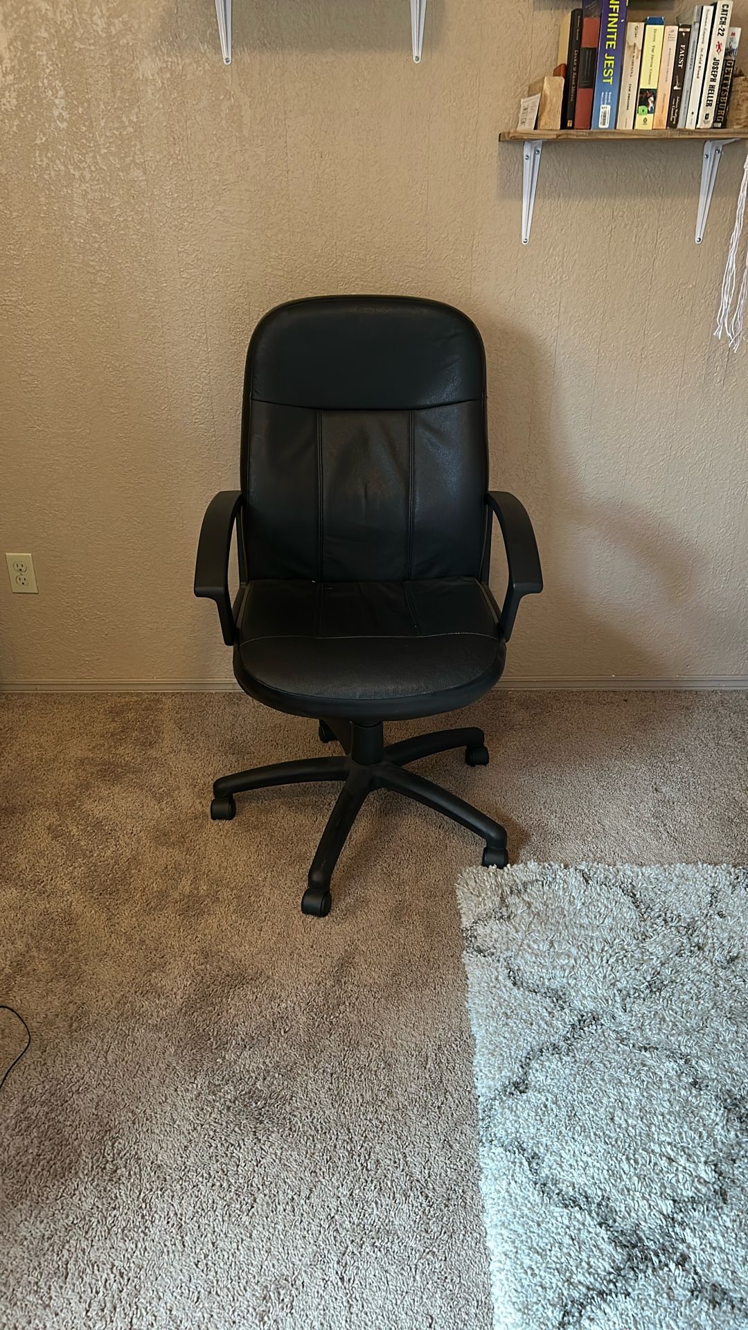 Desk chair