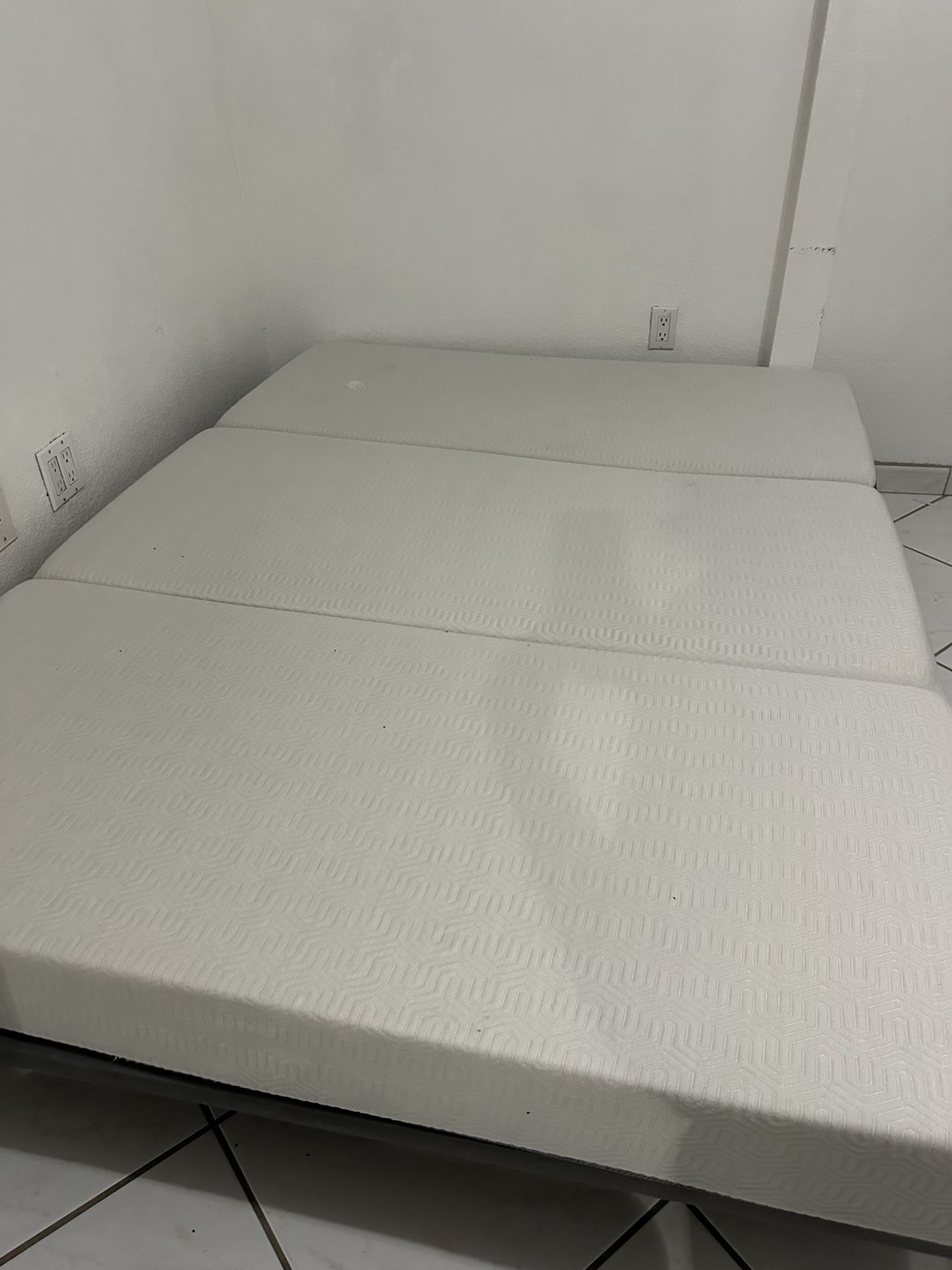 Queen Size Bed Frame And Mattress