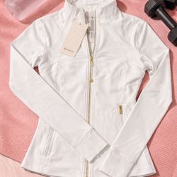 LULU Define Jacket 