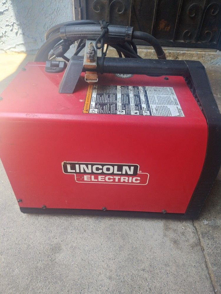 Welder 180 . 230v