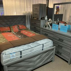 "Oakwood Farmhouse"Bed Set Rustic Charm w/ Modern Storage 10 down