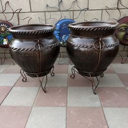 New Flower Pots Made Out Of Clay 