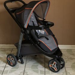 LIKE NEW GRACO MODES STROLLER AND BASSINET!!!!