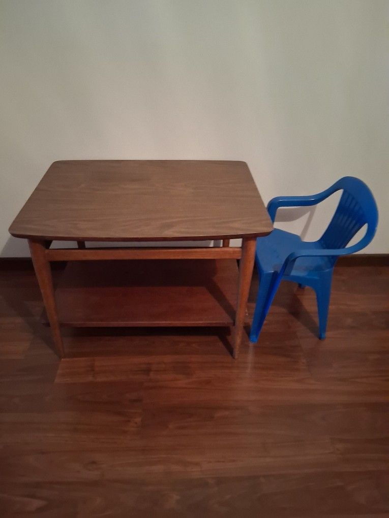 Kids Table With Chair 