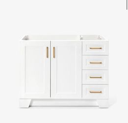 Vanity Cabinet 42”