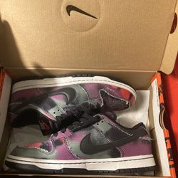 Dunks Pink Graffiti