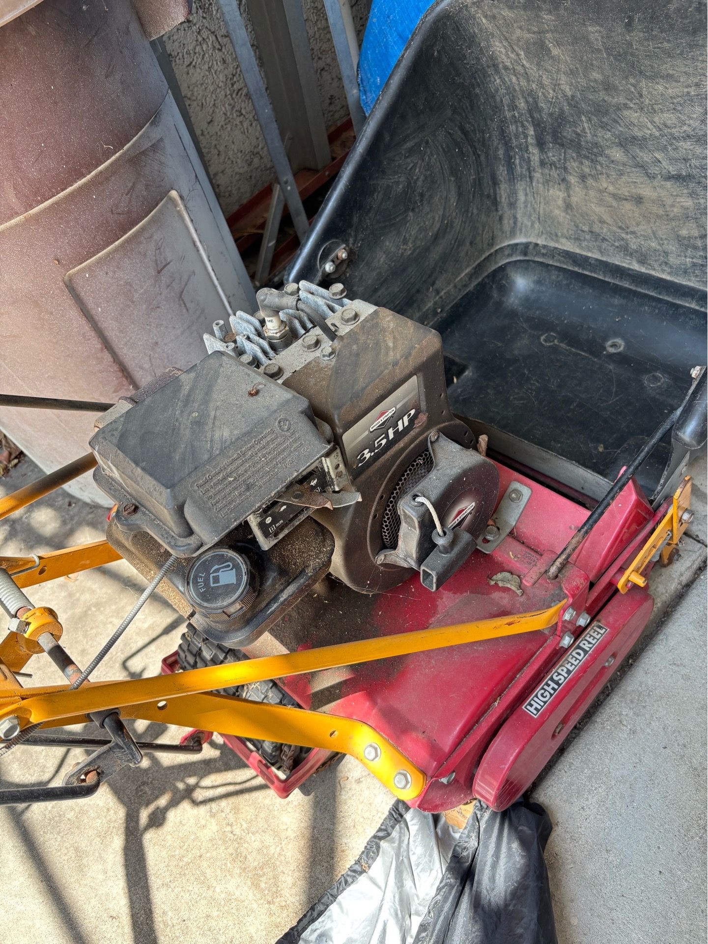 Front loader lawnmower