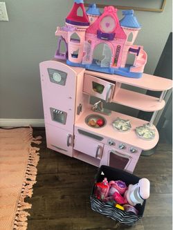 Pink kitchen