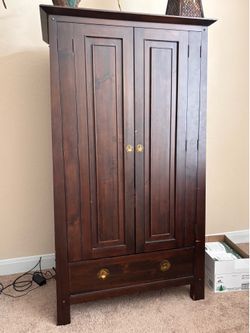 Armoire