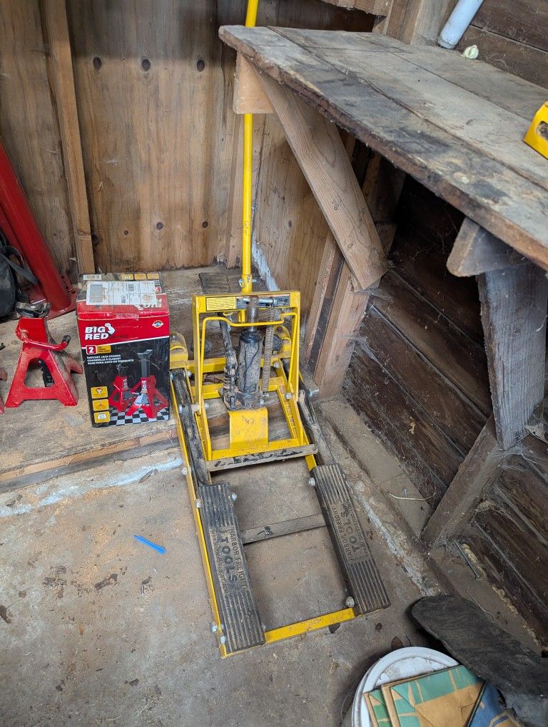 Harbor Freight Motorcycle Lift