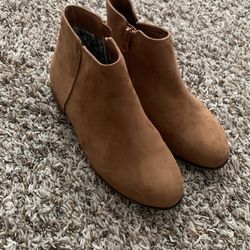 Girls Boots