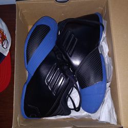 Adidas Sneakers Size 5