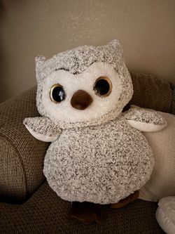 Giant plushie owl