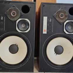 JBL VINTAGE PAIR SPEAKERS  MOD L100