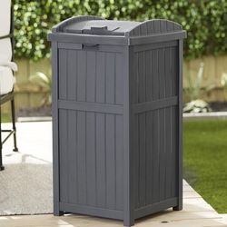 Outdoor patio Trash Can