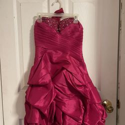 Home Coming Dress Size Small