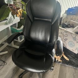 Comfy Leather Office Chair 