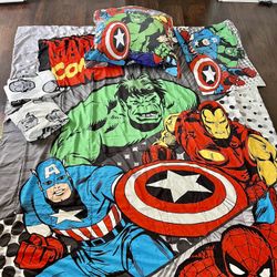 Marvel Avengers Twin Reversible Kids' Comforter 5 pieces bedding set