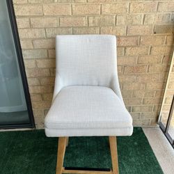 Ivory High-Chair 