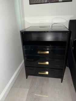 Gloss LED Night stand with charging station (1)