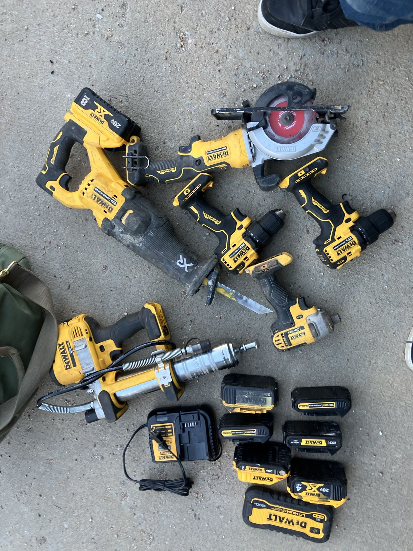 Dewalt