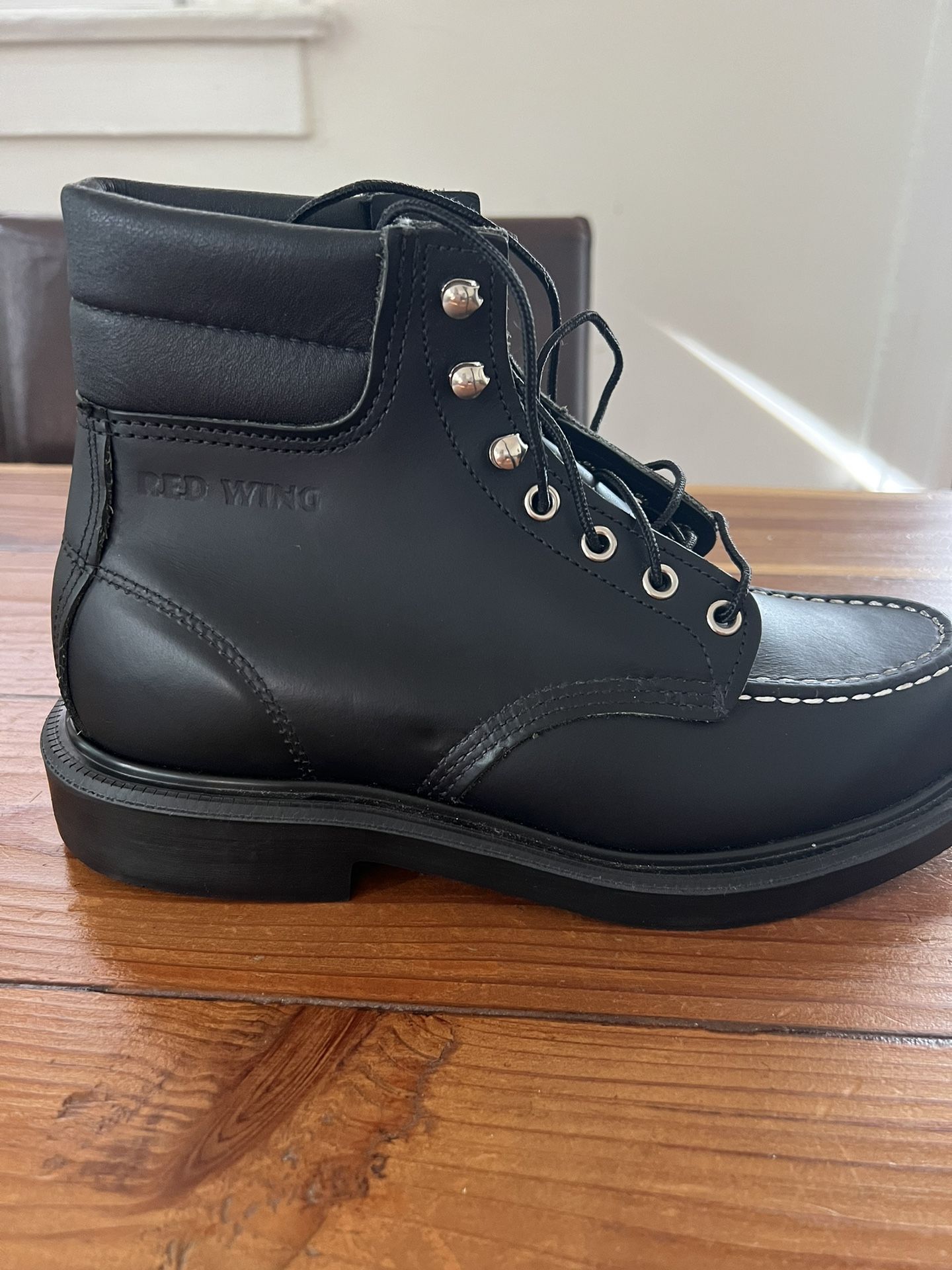 Men Red Wing Super sole  Black Boots