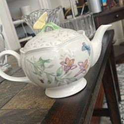 Butterfly And Flower Glass Tea Pot 