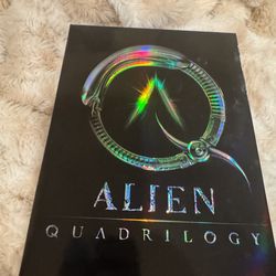 ALIEN Quadrilogy Collector's Edition DVD Box Set - 4 Movies - 9 Disc Collection