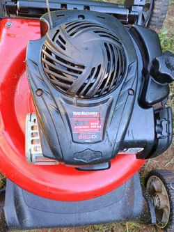 GOOD RUNNING YARD MACHINE 140CC 550EX PUSH MOWER
