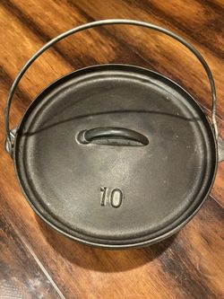Vintage 10 Inch Dutch Oven Cast Iron