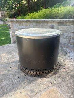 Solo Stove Bonfire Stove plus Stand - Black