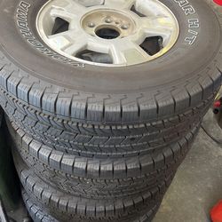 RIMS&TIERS 285/70 R17