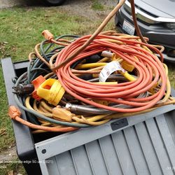 The Whole Ton Of Extension Cords Have A Few Bigger Ones 10 Gauge 12 Mostly 14 Couple Hundred Voters And The Sub Good Bunch Of Them For A Hundred Bucks