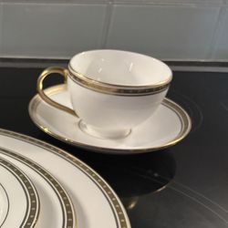 Kate Spade Tea Cups And Saucer Set Of 11