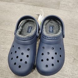 Navy Blue Crocs Fleece Lined New Size J1