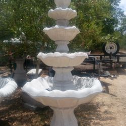Tulip Water Fountain